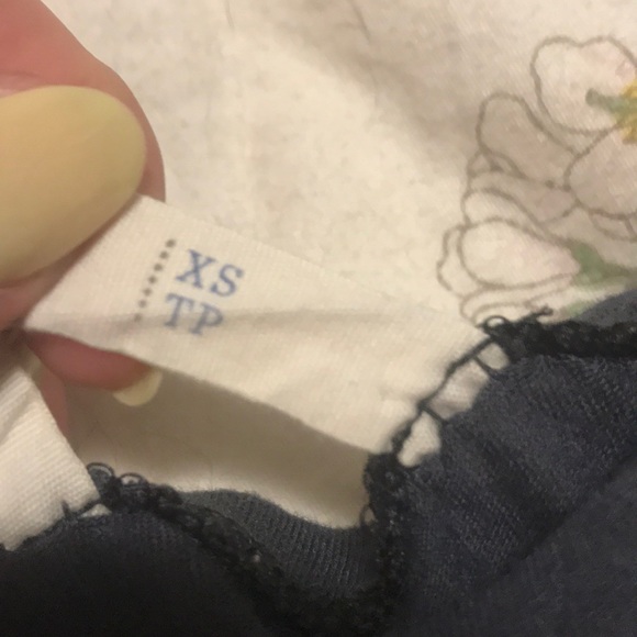 See through front opaque back quarter sleeve - Picture 3 of 4